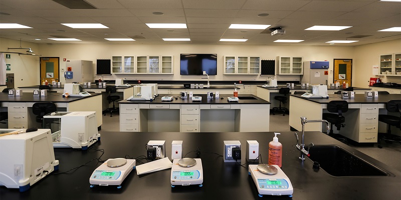 Roosevelt University_Lab