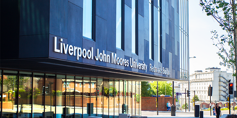 Học bổng du học Anh trị giá tới 210 triệu dành cho các sinh viên quốc tế khi đăng ký khóa học chuyên ngành tại Đại học Liverpool John Moore University