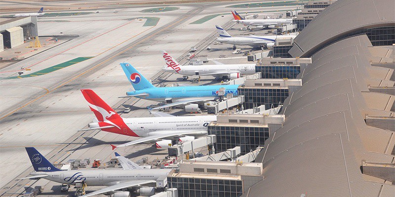 Các đường bay tới Úc