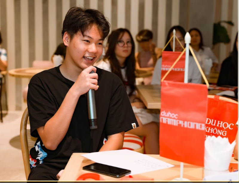 Nguyễn Chu Đức Tín Hành trình cậu học sinh cấp 2 trở thành du học sinh tại ngôi trường...