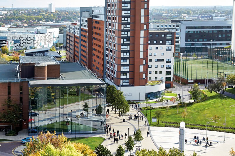 Du học Anh tại Aston University, Birmingham qua chương trình dự bị Đại học tại ONCAMPUS Aston