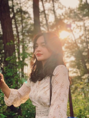 Lê Trần Hà Chi - Thạc Sỹ Marketing tại Swinburne University of Technology, Ngôi trường với lịch sử hơn 100 năm trong lĩnh vực giáo dục, đào tạo và luôn nằm trong top 400 trường đại học tốt nhất thế giới