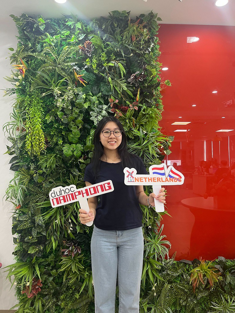 Võ Thùy Anh - Cô gái cá tính, năng động trở thành tân sinh viên của Erasmus University Rotterdam