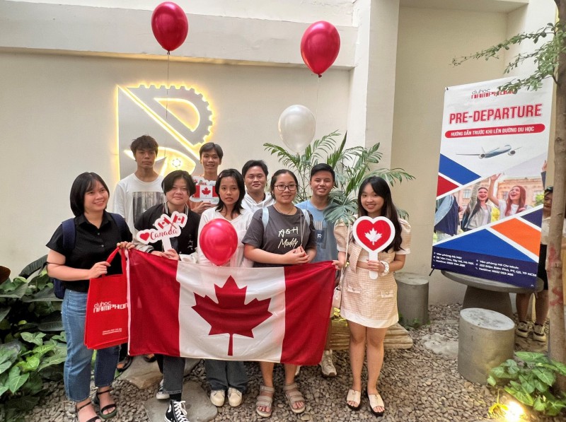 Nguyễn Hoàng Anh Thư – cô gái nhỏ rời xa vòng tay bố mẹ để học tập tại sở Edmonton...