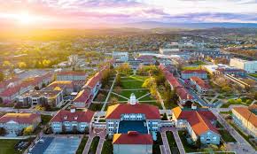 Lê Mai Trúc Anh: Cô Bạn Nhiệt Huyết Chinh Phục Visa F1 và Ngành Hospitality Tại James Madison University