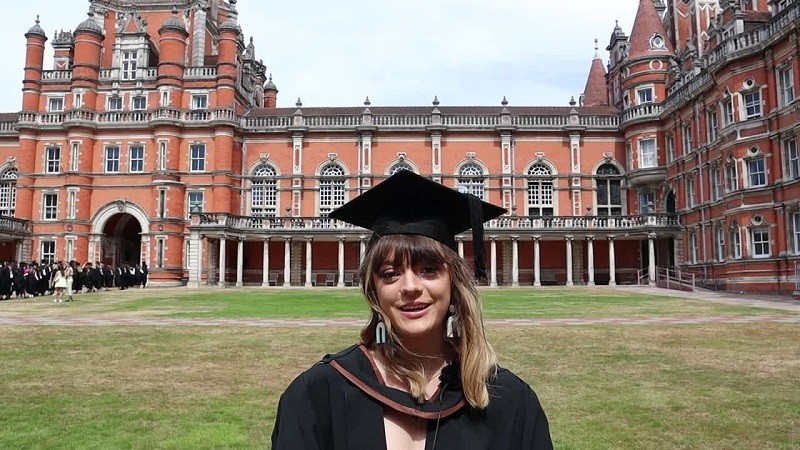 Lê Anh Thư – Chinh phục nước Anh với học bổng £6,000 từ Royal Holloway University International College