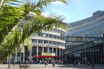  Hà Trác Di – Hành trình từ THPC đến học bổng quốc tế tại The Hague