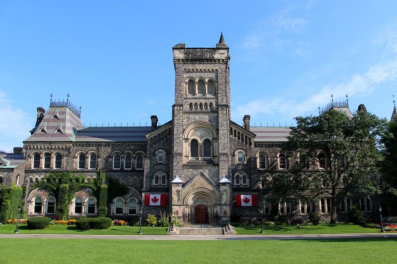 Bùi Bích Phương – Từ cô học sinh chuyên Văn đến tân sinh viên University of Toronto