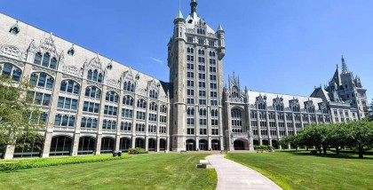 Trần Lê Ngọc Minh – Chinh phục học bổng và ước mơ du học Canada