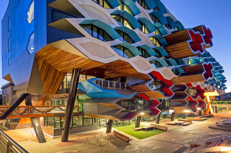 Săn ngay Học bổng La Trobe University 2026: Giá trị lên đến 100%