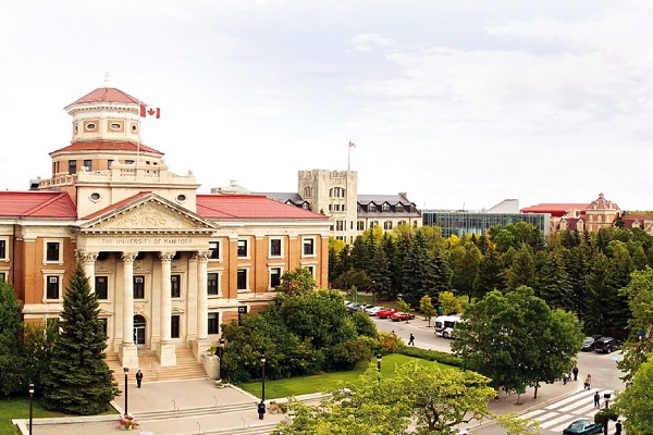 Huỳnh Lê Hoàng Linh chính thức nhập học University of Manitoba (ICM), Canada