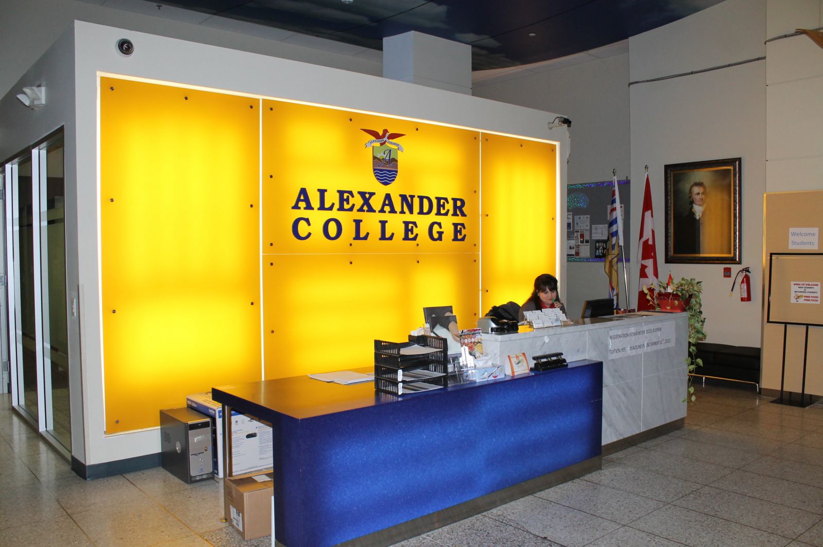 Truong Cao dang Alexander College - Tu van