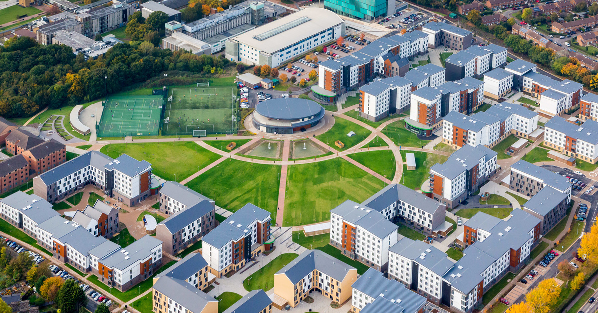 Trường Đại học University of Hertfordshire | duhocnamphong.vn